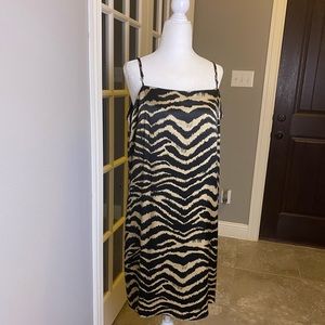 NWT! Gianni Bini Dress 🐅